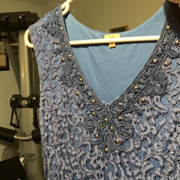 Beautiful Size M Reba Dress - Picture 3 of 7